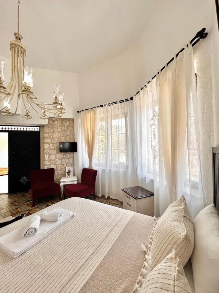 Alacati Albatross Hotel Ngoại thất bức ảnh
